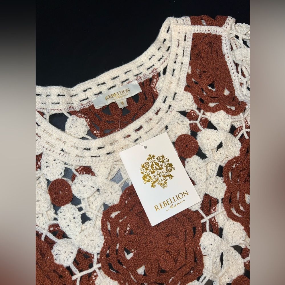 Rebellion Again Crocheted Boho Cropped Top Size Medium NWT festival - Picture 2 of 7